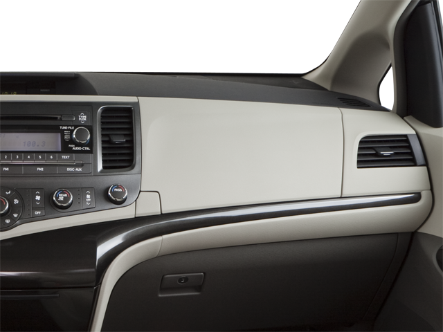 2013 Toyota Sienna SE 8 Passenger