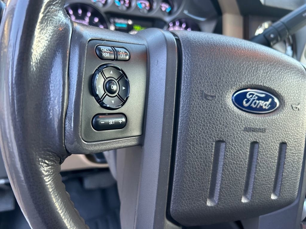 2016 Ford Super Duty F-350 DRW Lariat