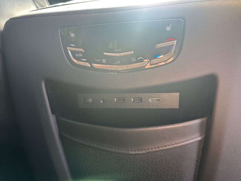 2019 Cadillac Escalade ESV Platinum