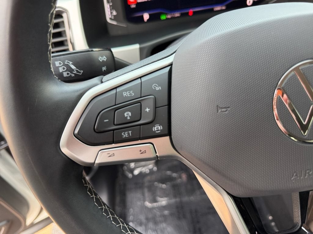 2022 Volkswagen Atlas 3.6L V6 SE w/Technology