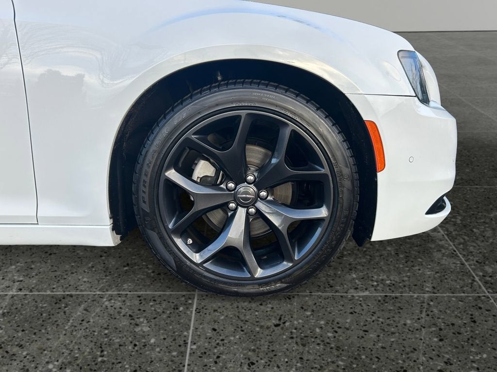 2022 Chrysler 300 300S