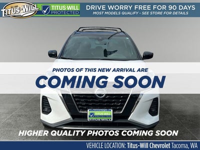 2021 Nissan Kicks SR