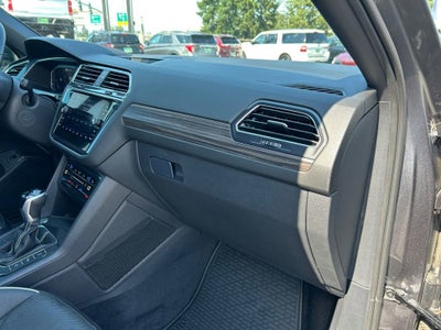 2022 Volkswagen Tiguan SEL R-Line