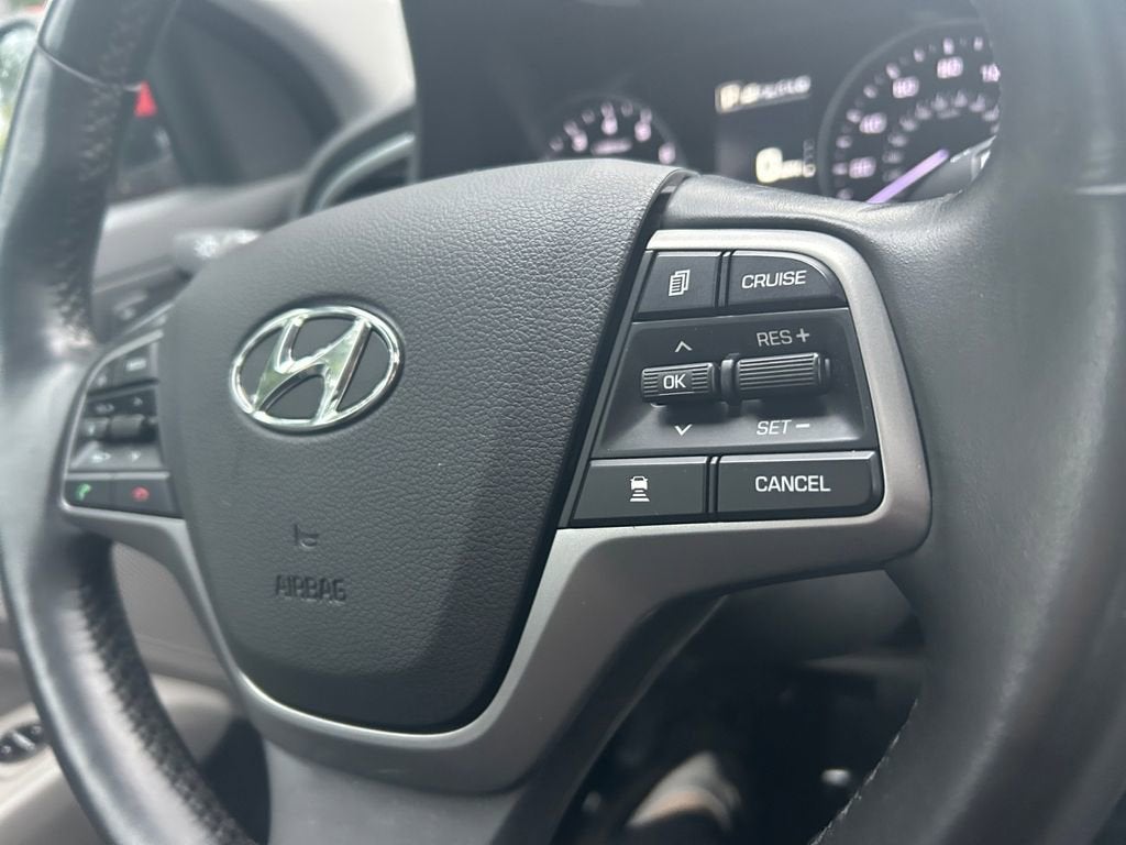 2017 Hyundai ELANTRA Limited