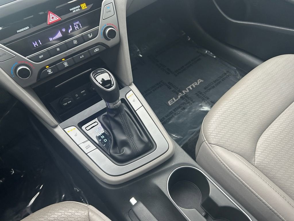 2017 Hyundai ELANTRA Limited