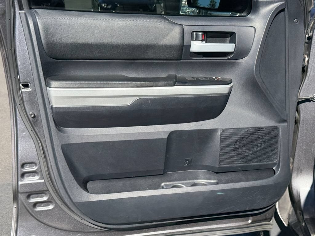 2015 Toyota Tundra 4WD Truck SR5