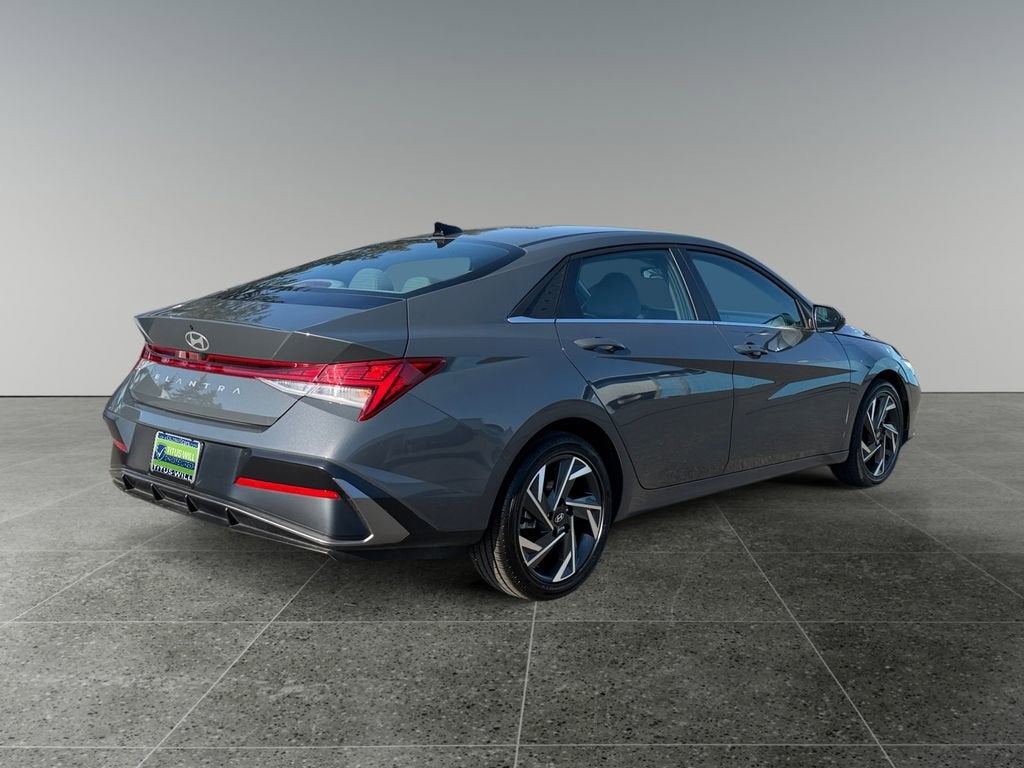 2025 Hyundai ELANTRA SEL Convenience