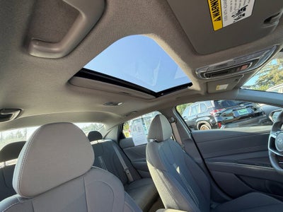 2025 Hyundai ELANTRA SEL Convenience