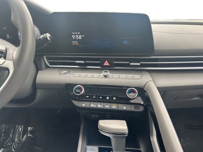 2025 Hyundai ELANTRA SEL Convenience