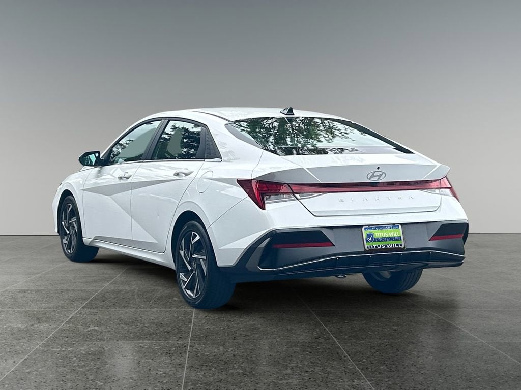 2025 Hyundai ELANTRA SEL Convenience