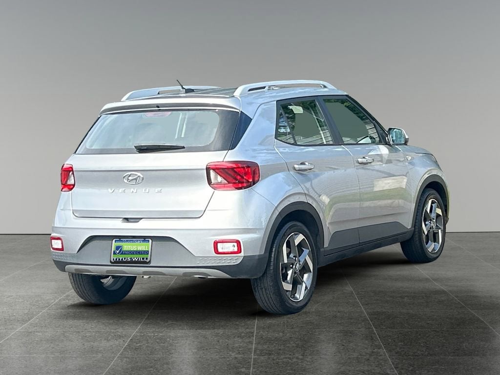 2025 Hyundai VENUE SEL