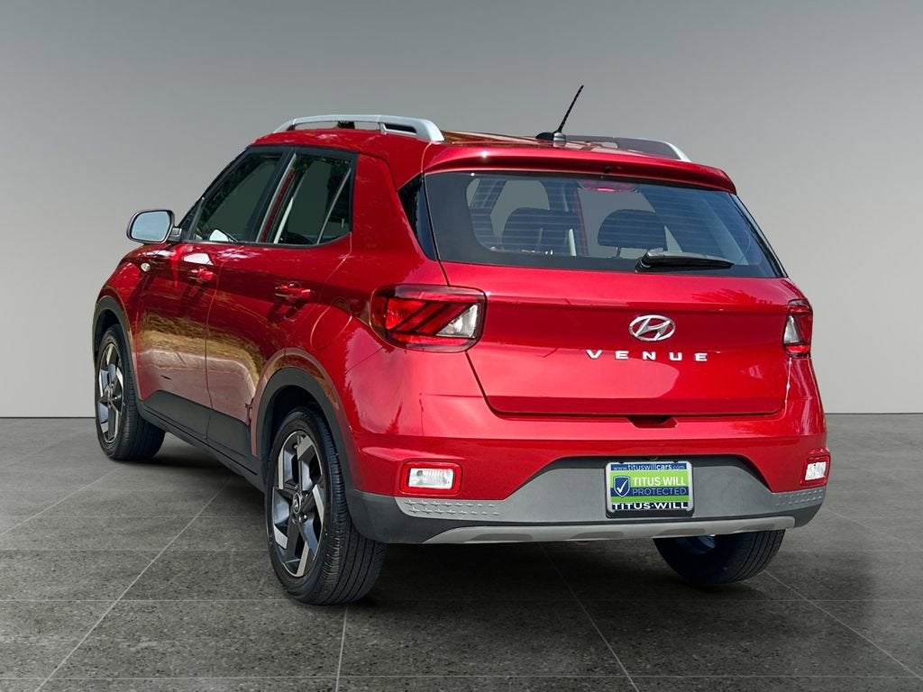 2025 Hyundai VENUE SEL