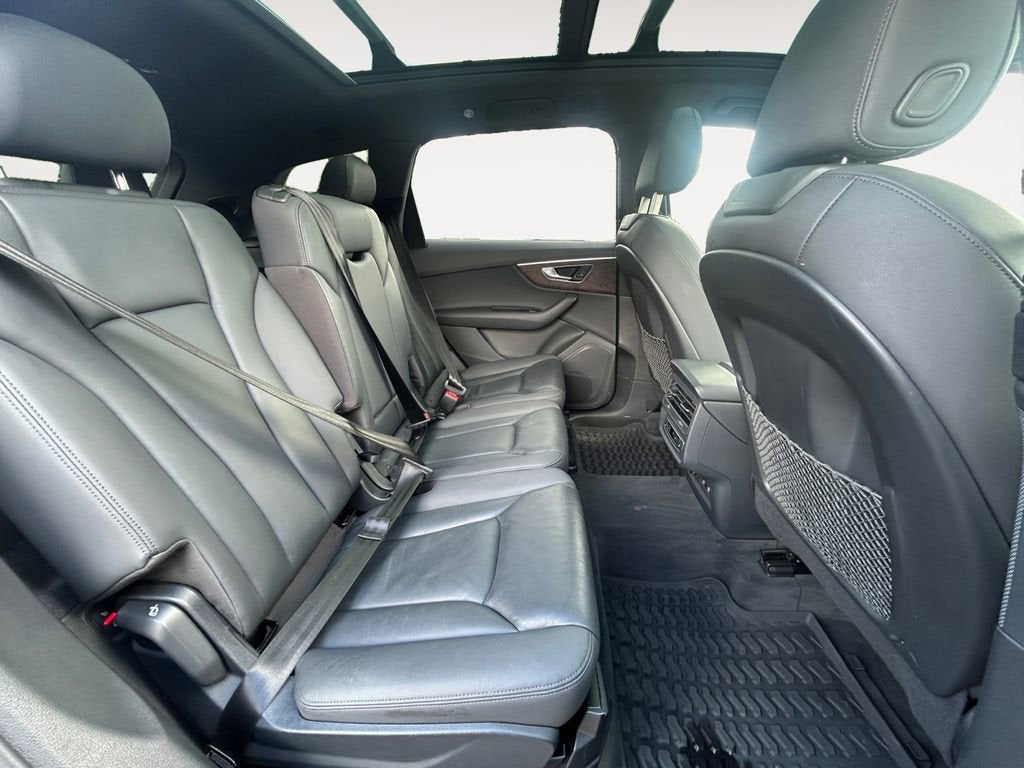 2020 Audi Q7 Premium