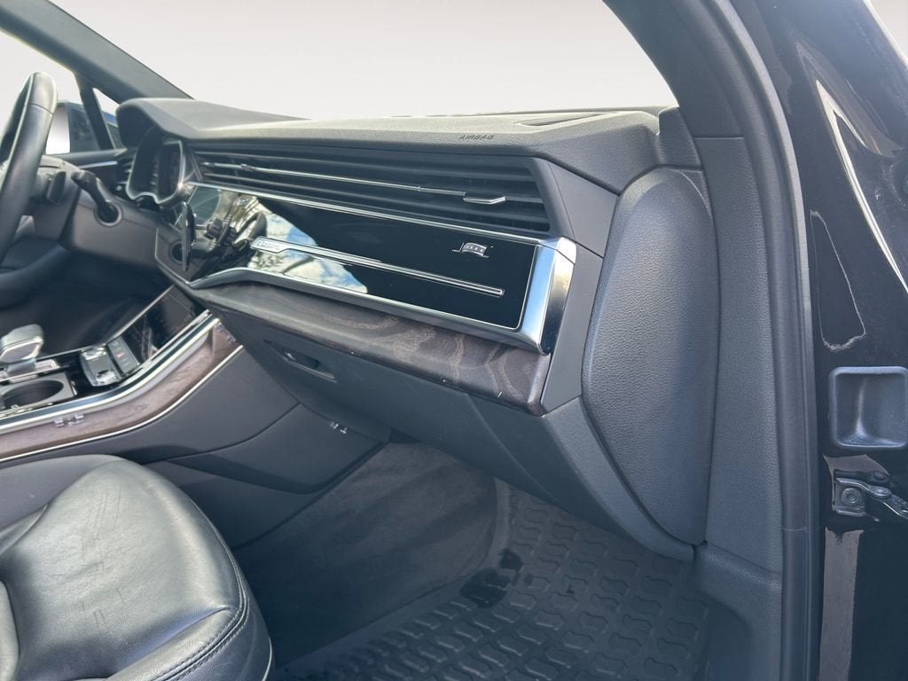 2020 Audi Q7 Premium