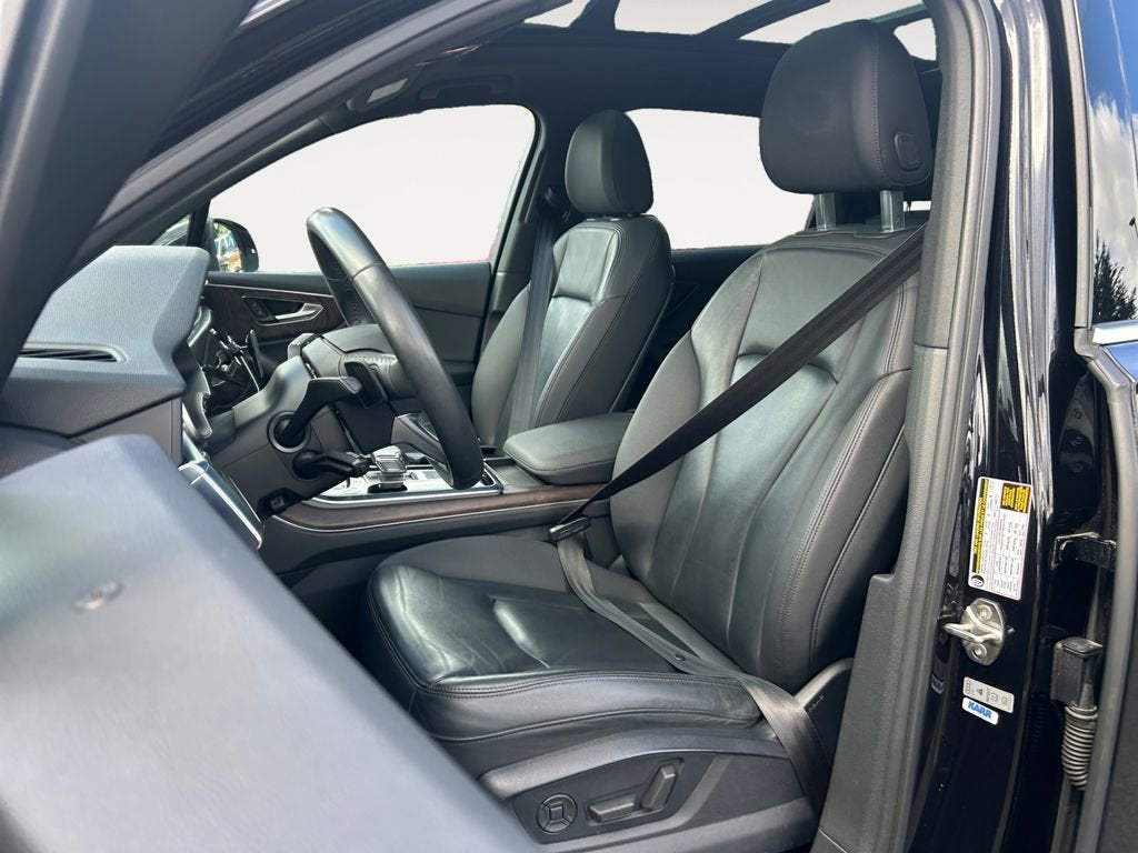 2020 Audi Q7 Premium