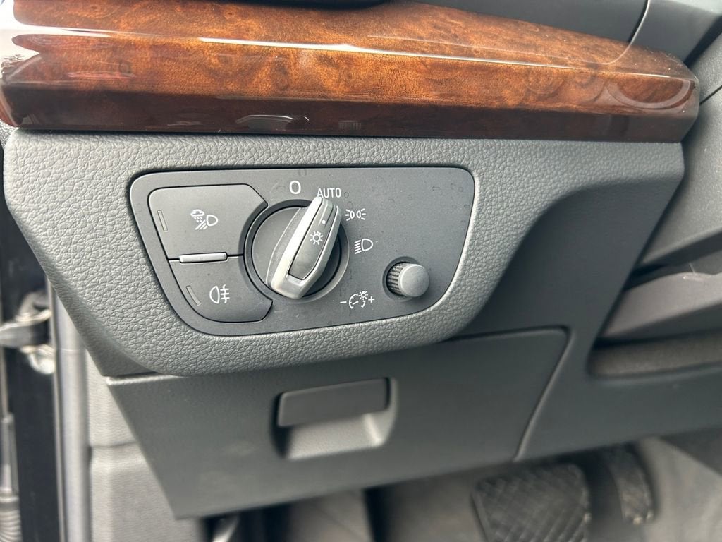 2020 Audi Q5 Premium Plus