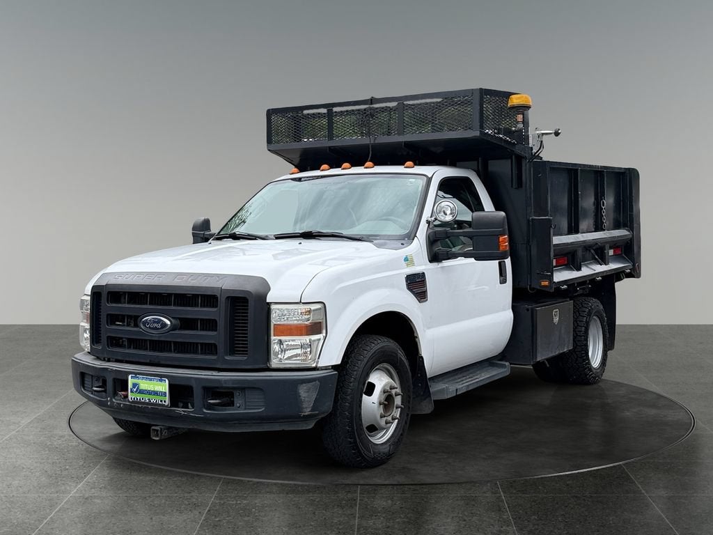 2009 Ford Super Duty F-350 DRW XL