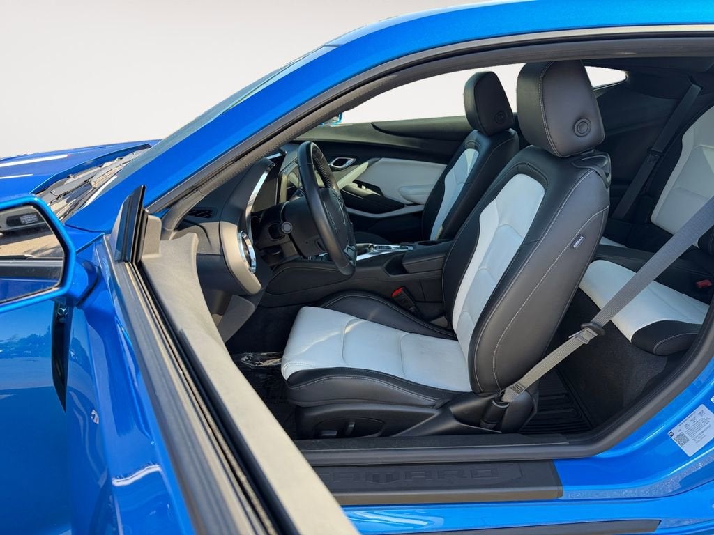2024 Chevrolet Camaro 2LT