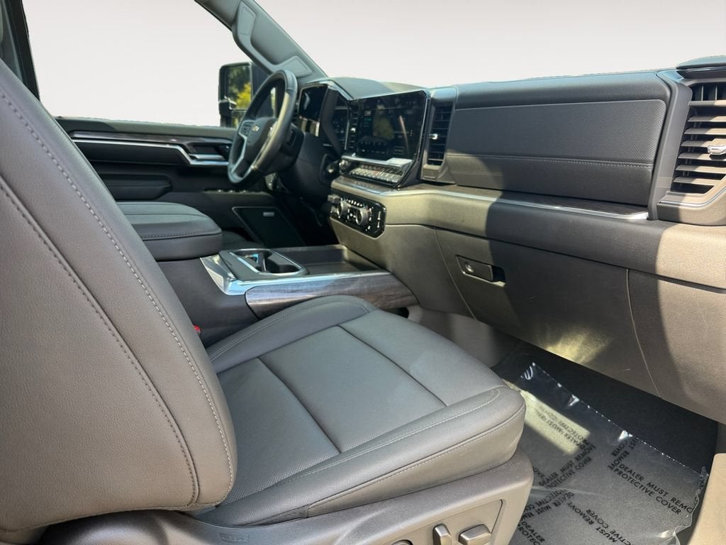 2025 Chevrolet Silverado 3500 HD LTZ