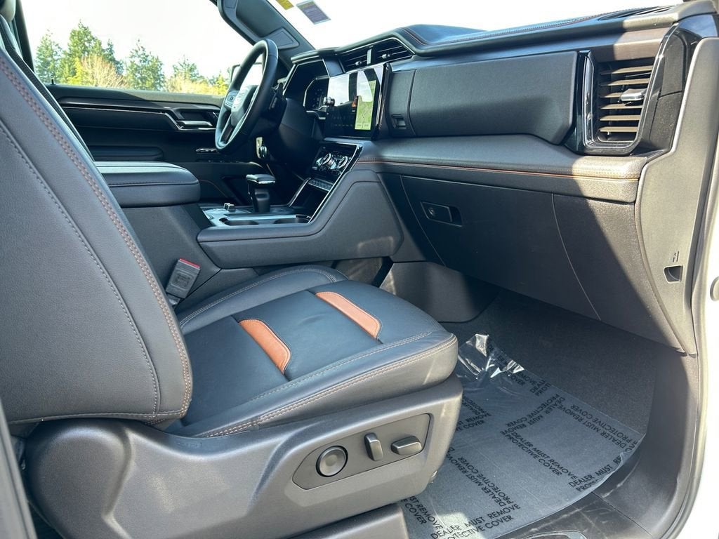 2025 GMC Sierra 1500 AT4