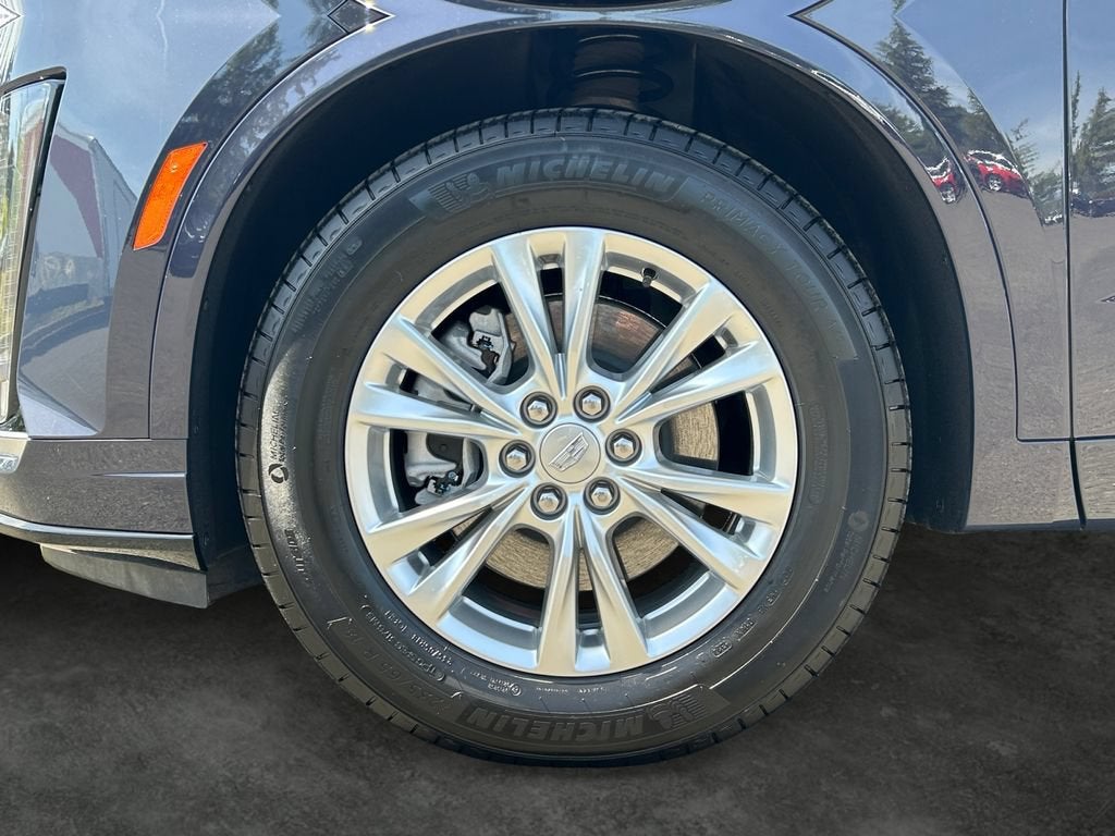 2025 Cadillac XT6 Luxury