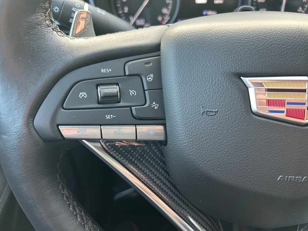 2024 Cadillac XT6 Sport