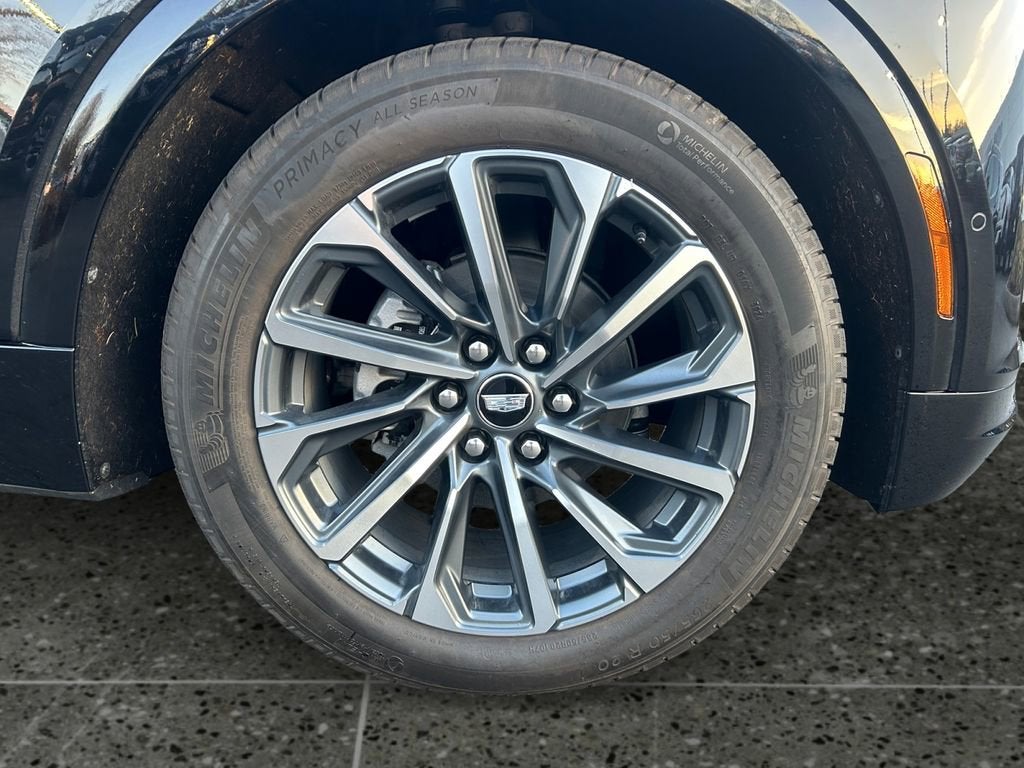 2025 Cadillac LYRIQ Sport 1