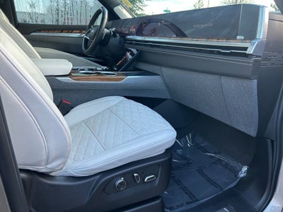2025 Cadillac Escalade ESV Premium Luxury Platinum