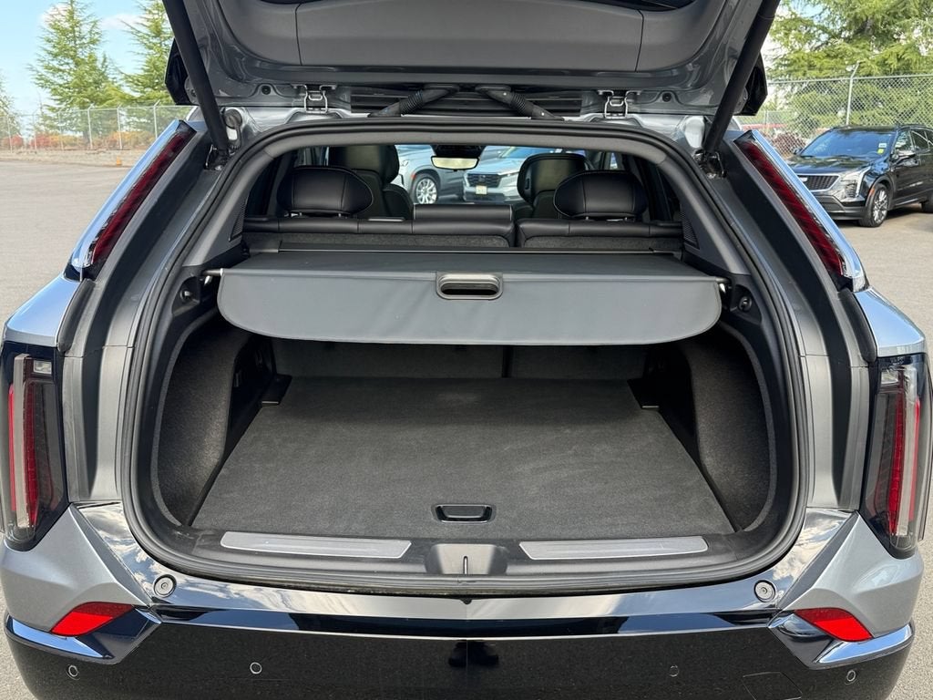 2025 Cadillac OPTIQ Sport 2