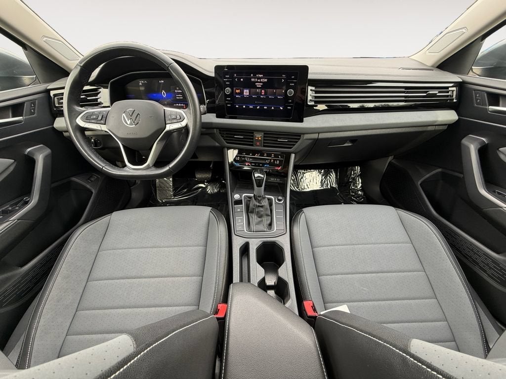 2025 Volkswagen Jetta SE