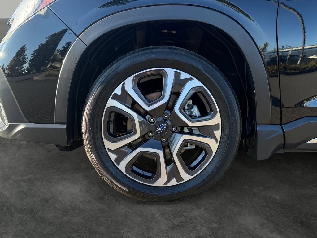 2023 Subaru Ascent Limited 8-Passenger