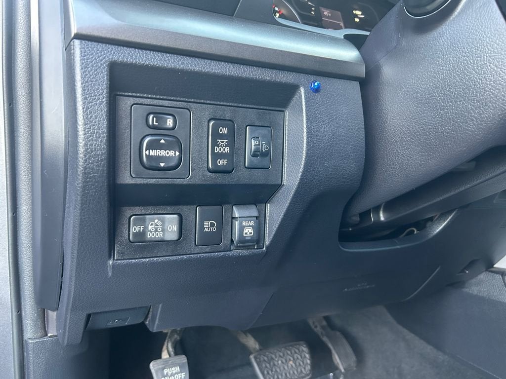 2019 Toyota Tundra 4WD SR5