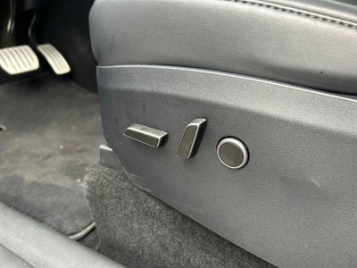 2025 Tesla Model Y Performance