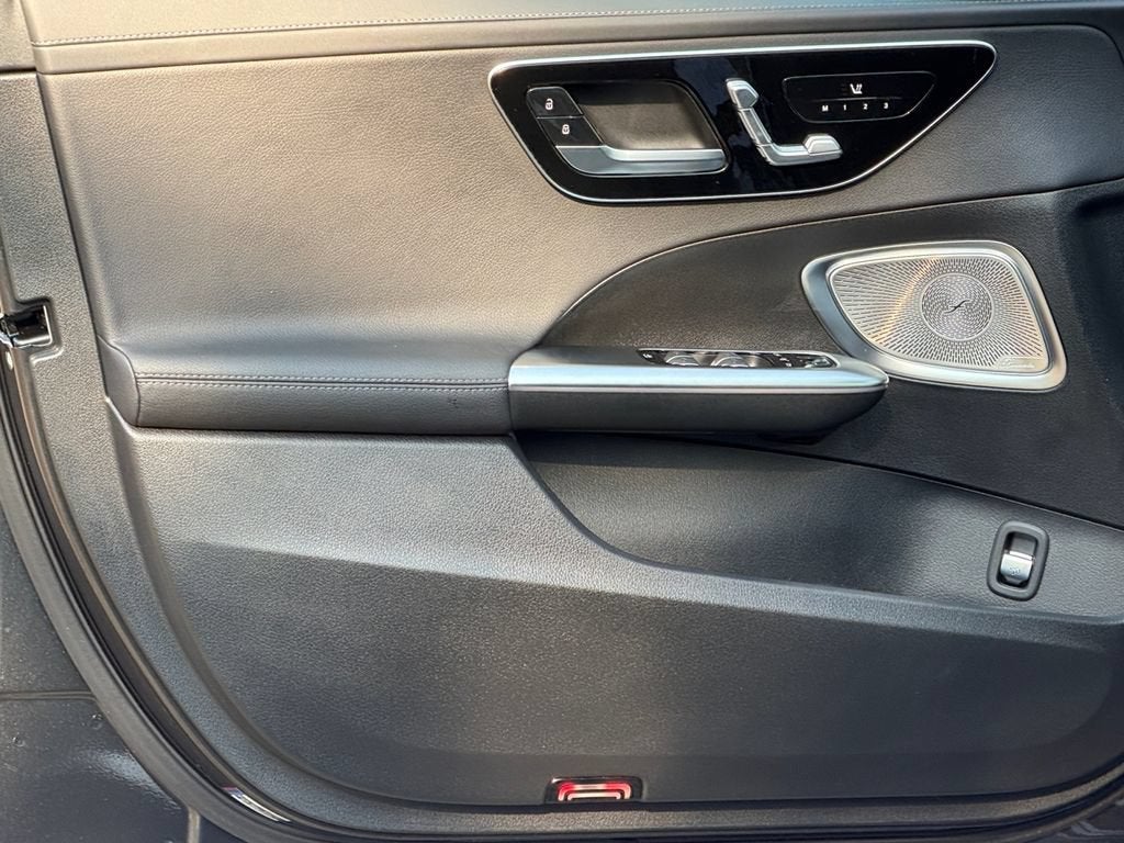 2025 Mercedes-Benz C 300 C 300