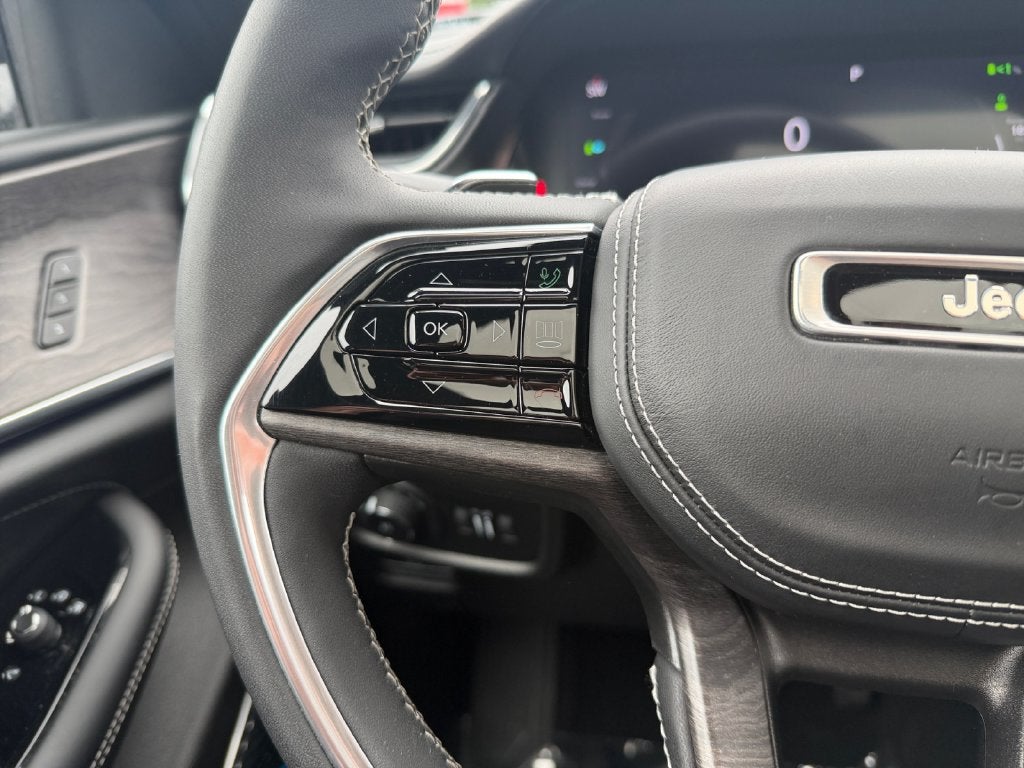 2023 Jeep Grand Cherokee Overland 4xe