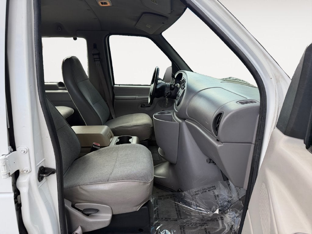 1997 Ford E-150 XL