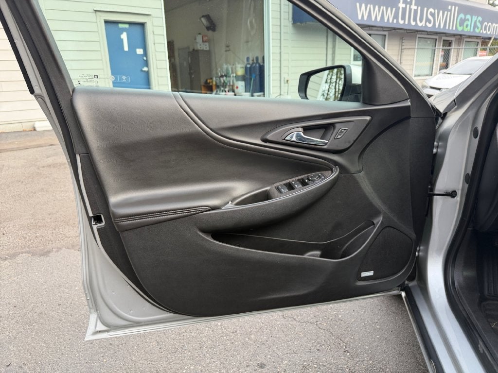 2017 Chevrolet Malibu LT 1LT