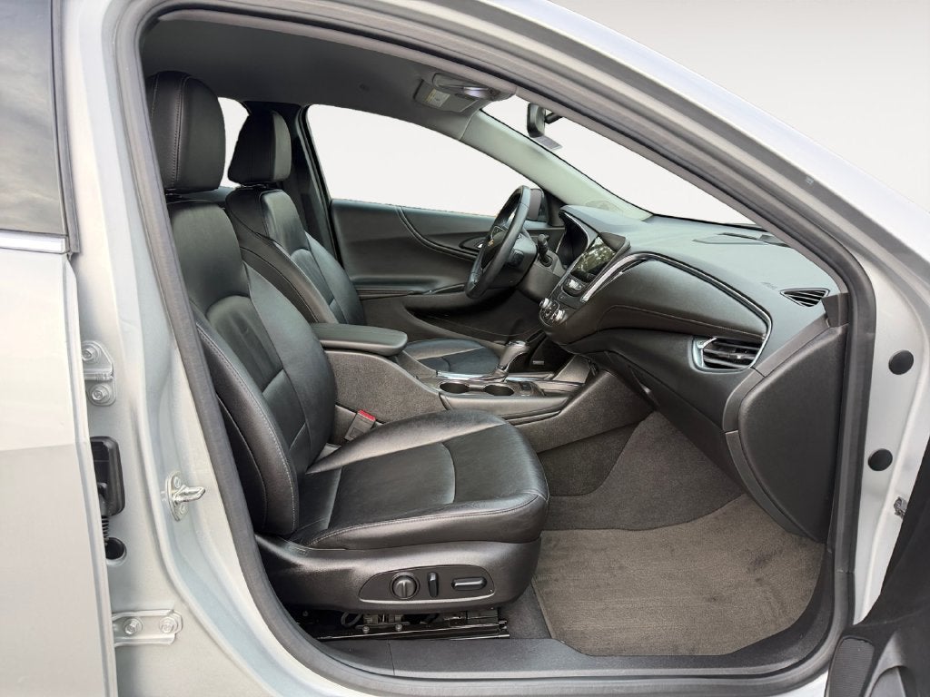 2017 Chevrolet Malibu LT 1LT
