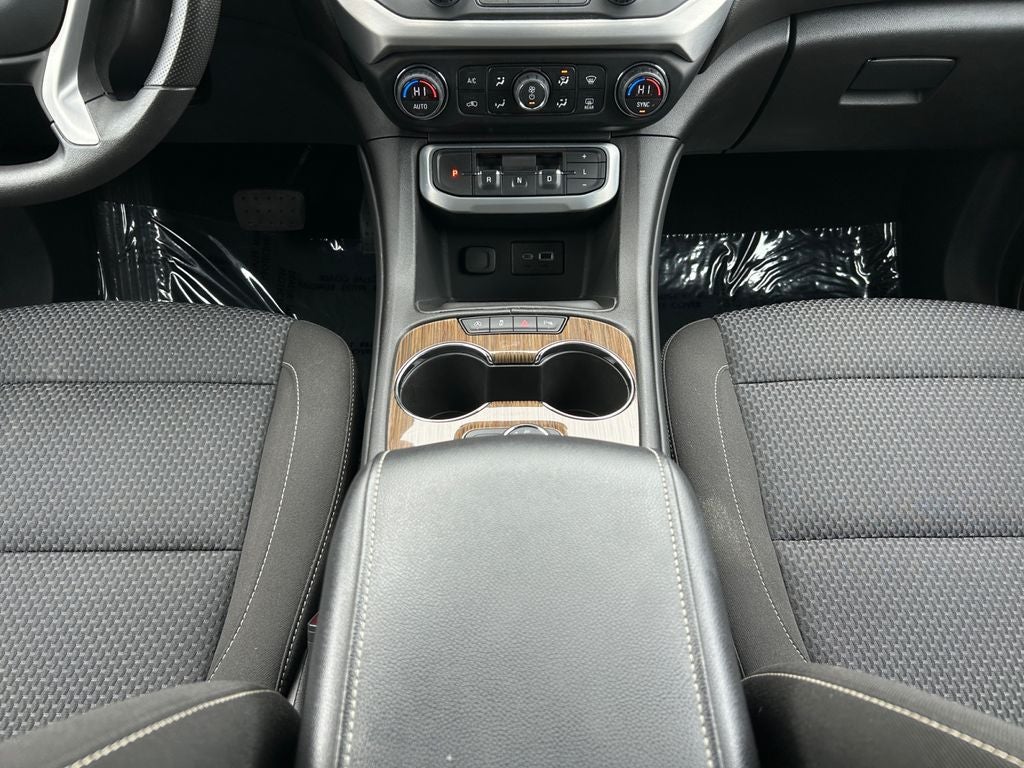 2022 GMC Acadia SLE