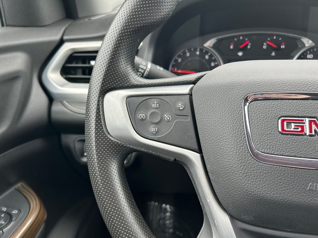 2022 GMC Acadia SLE