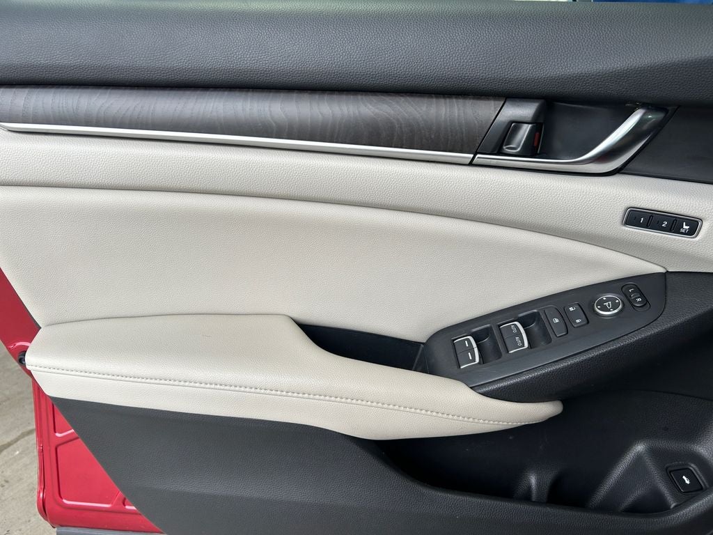 2020 Honda Accord Touring 2.0T