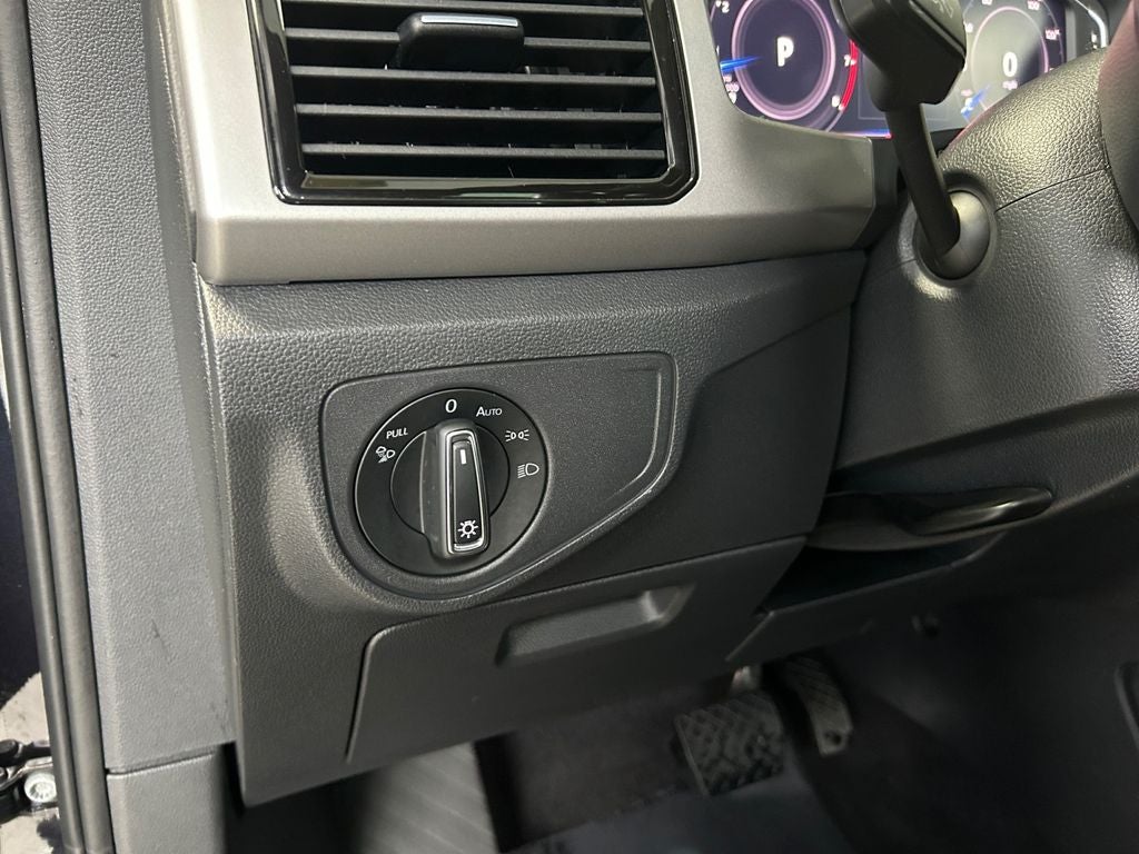 2020 Volkswagen Atlas Cross Sport 2.0T SEL 4Motion