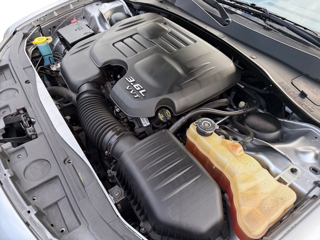 2016 Chrysler 300 C