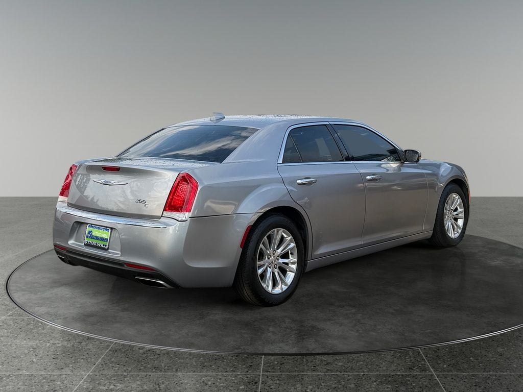 2016 Chrysler 300 C