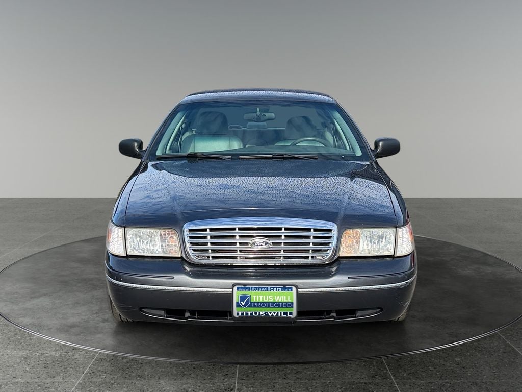2005 Ford Crown Victoria LX