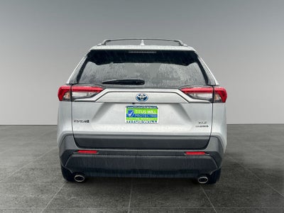 2021 Toyota RAV4 Hybrid XLE