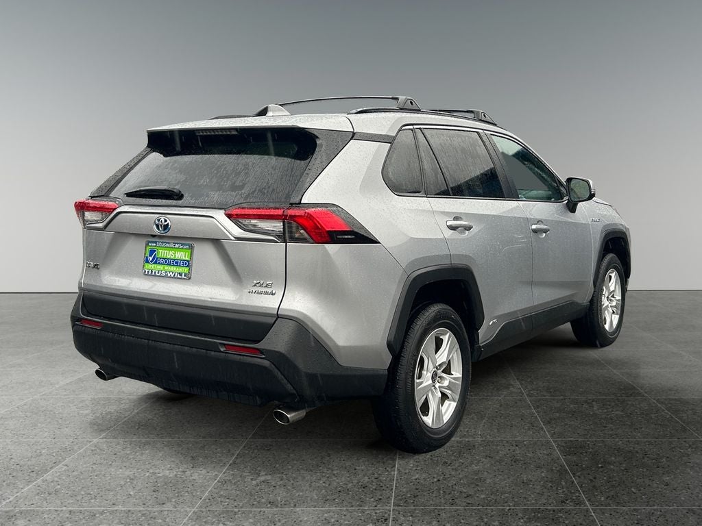 2021 Toyota RAV4 Hybrid XLE
