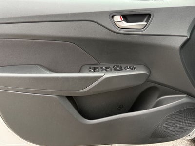 2021 Hyundai ACCENT SE