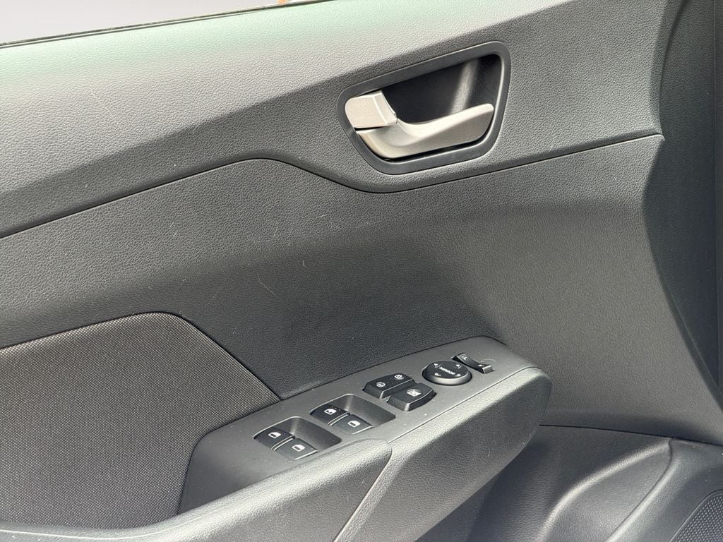 2021 Hyundai ACCENT SE