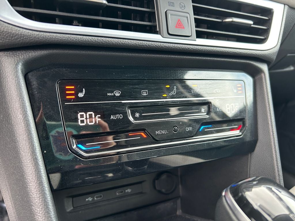 2025 Volkswagen Taos 1.5T SE